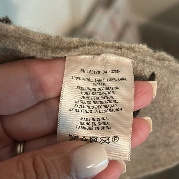 Anthropologie Tan Cardigan with brown Accents 100% wool - Picture 10 of 11